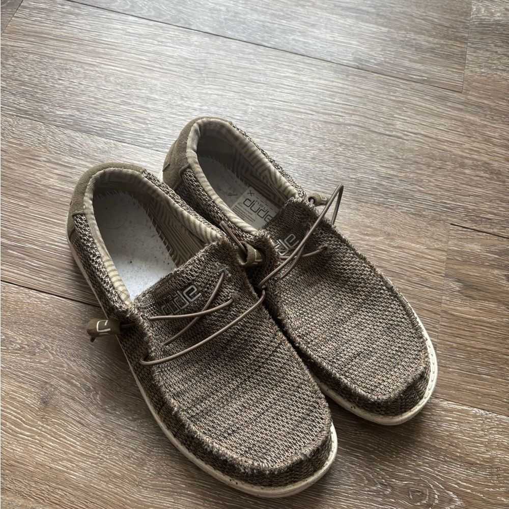 Hey Dude Men's Tan